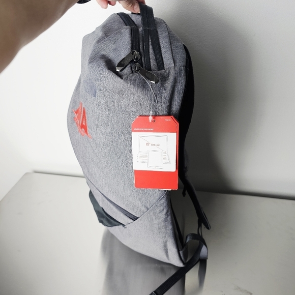 The North Face Women\'s Aurora II Backpack NWT main image 16